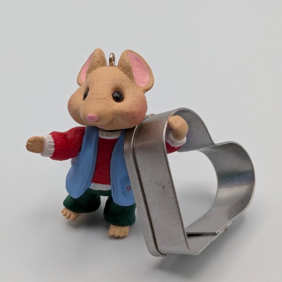 Hallmark Keepsake Friendship Friend of My Heart 1998, Set of 2 Vintage Ornaments - Picture 2 of 13